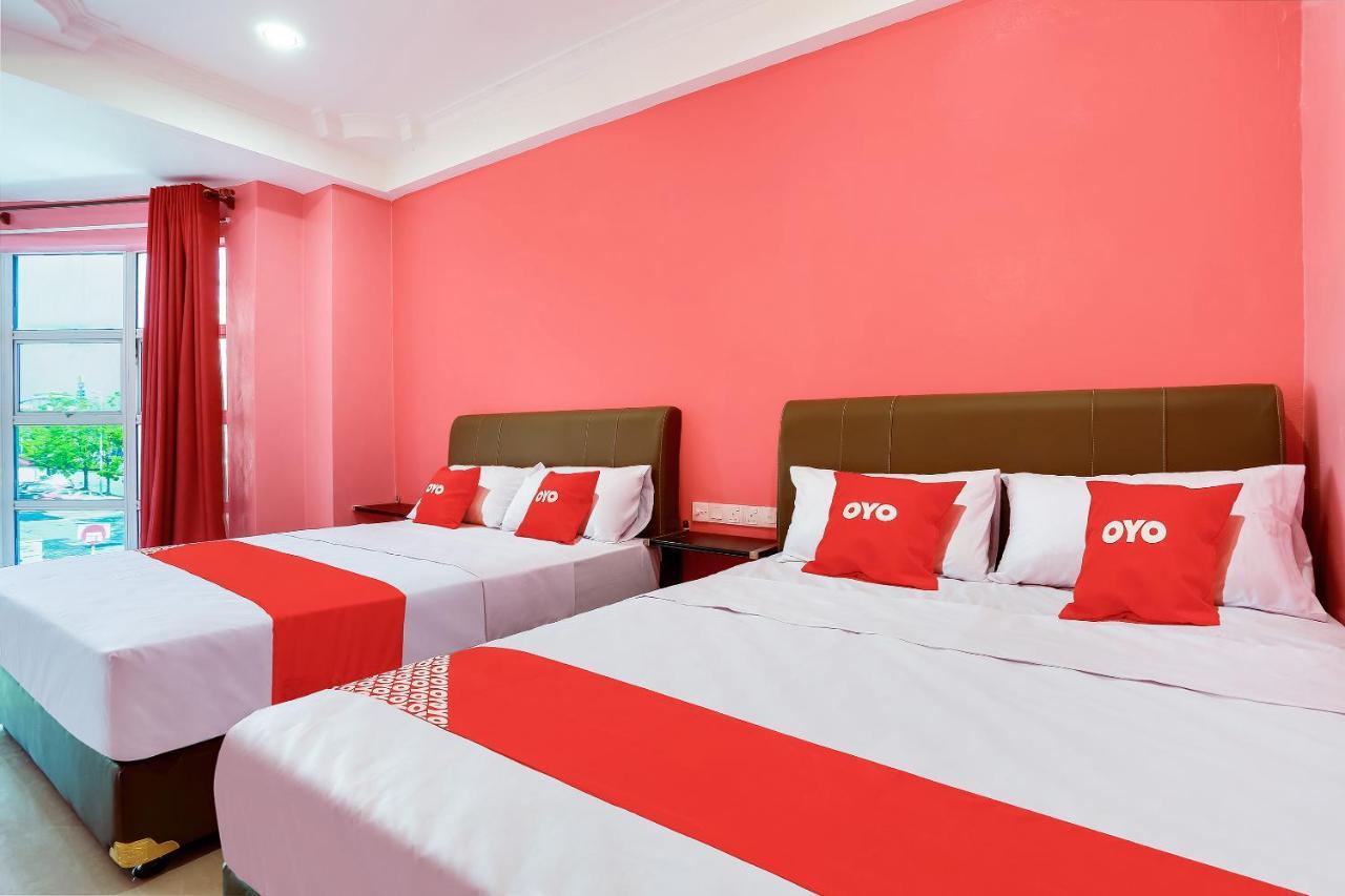 Oyo 89387 Sun Keerana Hotel Klang Kültér fotó