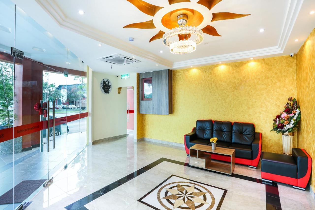Oyo 89387 Sun Keerana Hotel Klang Kültér fotó